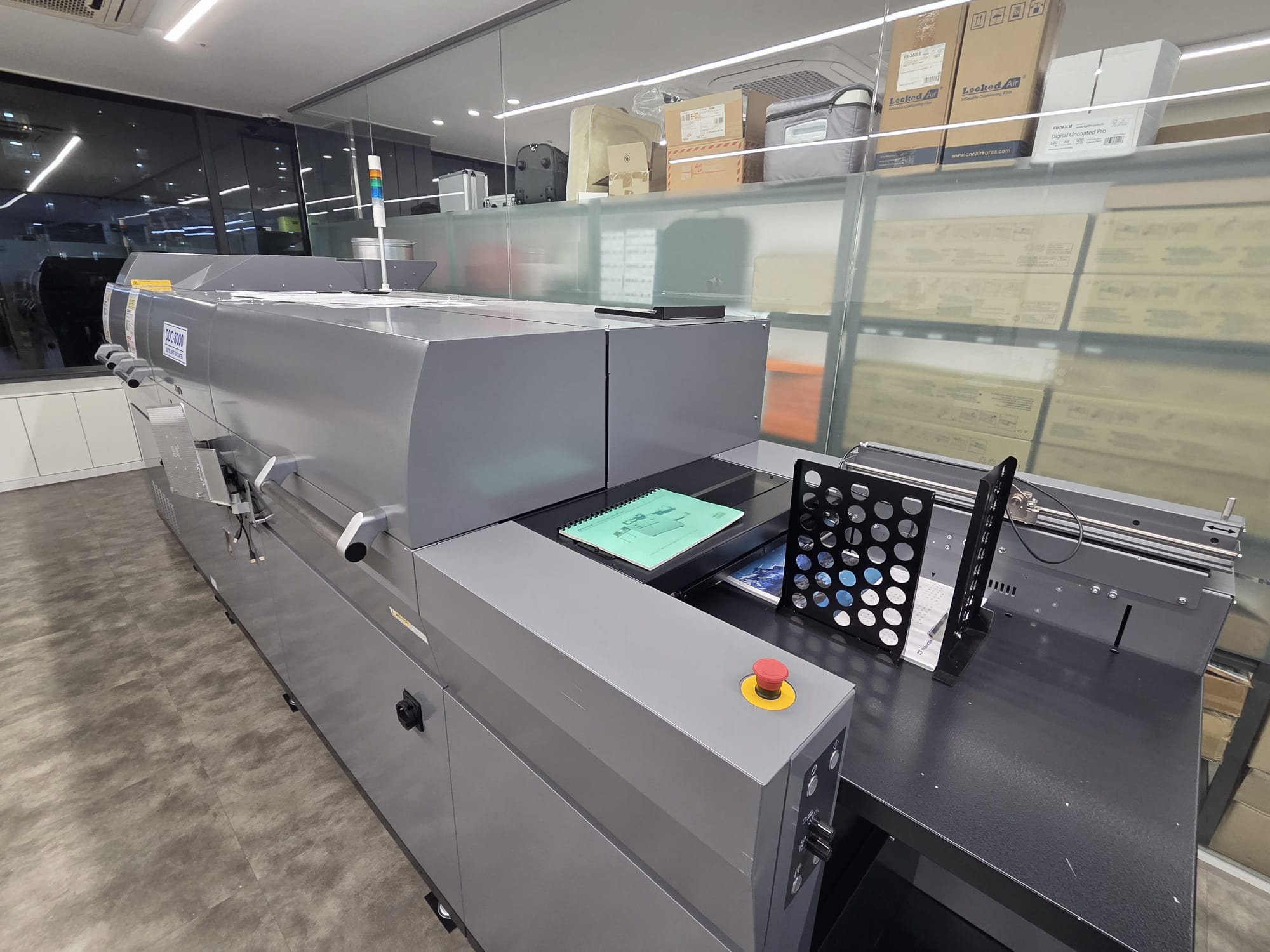 Duplo B2 UV Spot DDC-8000 (7)