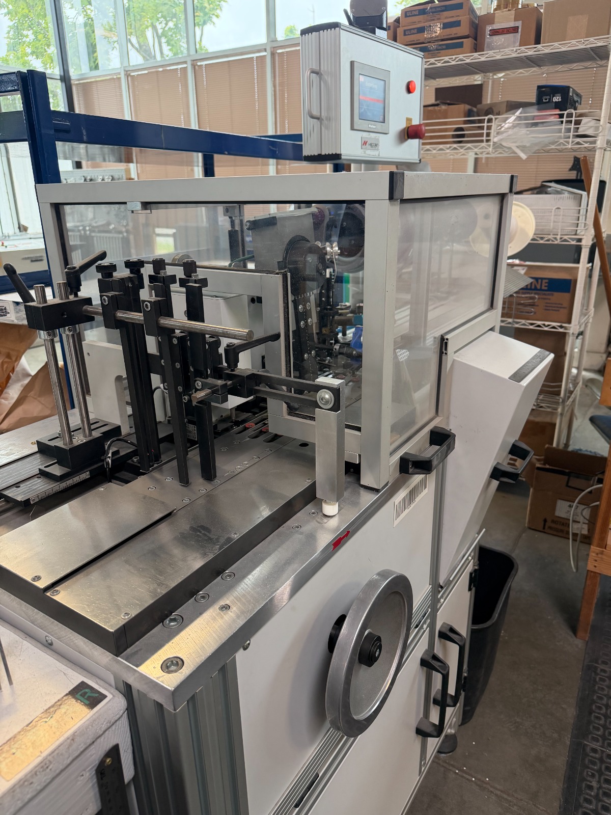 Hettler Exacta E1_S7 - Machines de finition d'étiquettes