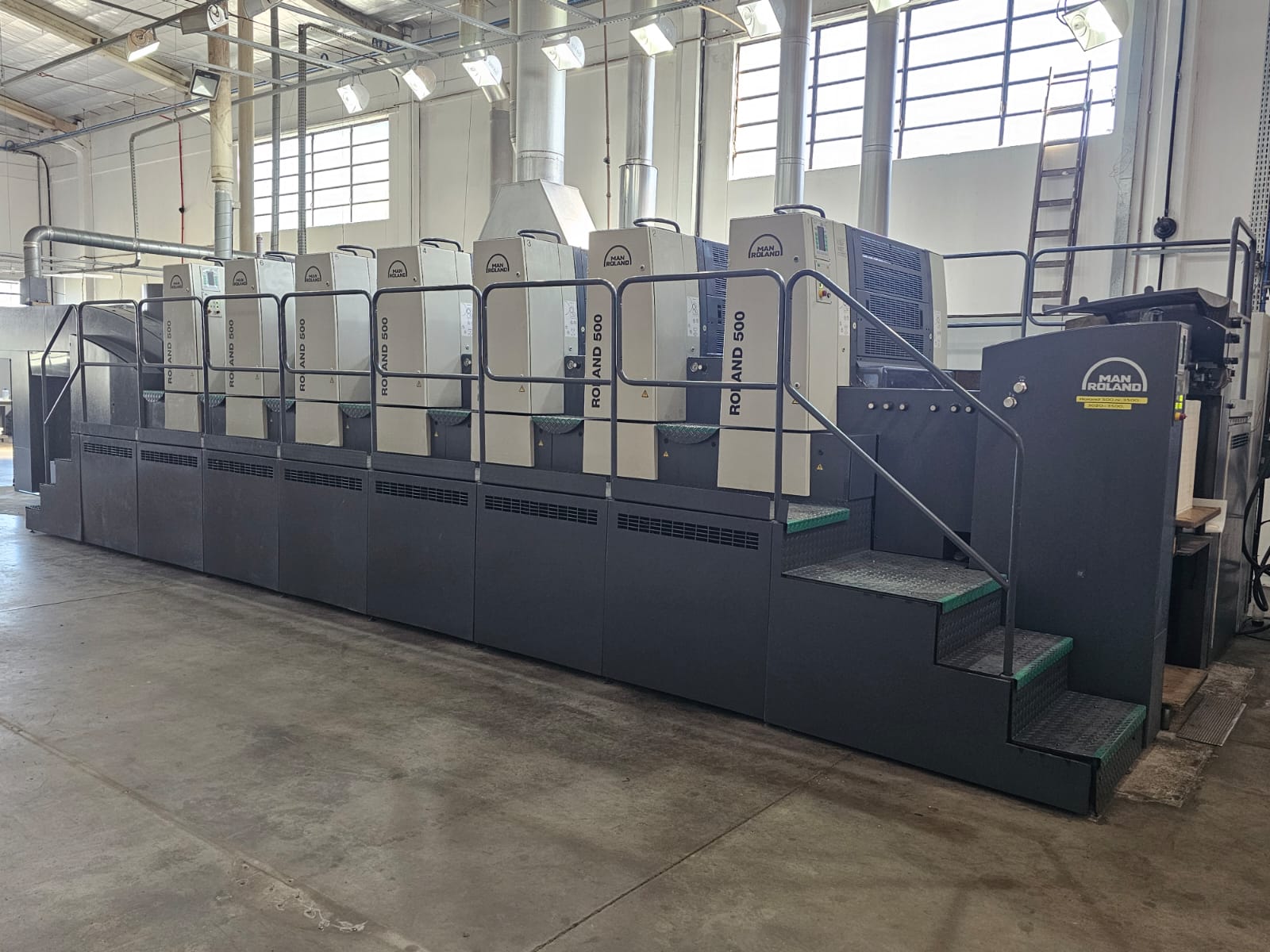 Man Roland R506 LV+UV Hybrid - 5 - 8 colors - Sheetfed Offset Printing Press