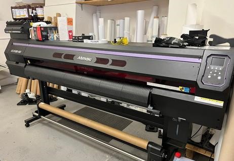 Mimaki UCVJ300-160 - Широкоформатные цифровые принтеры